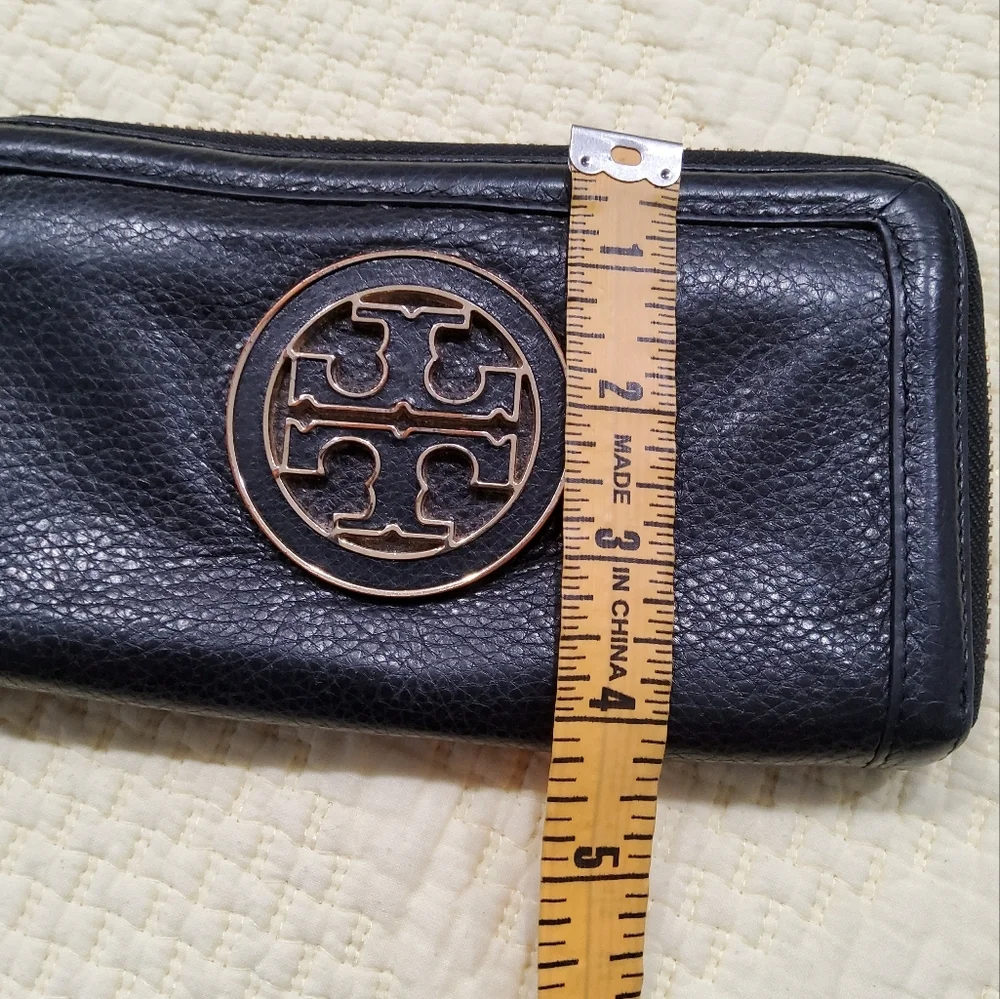 Tory Burch Black Leather Zip-Around Wallet